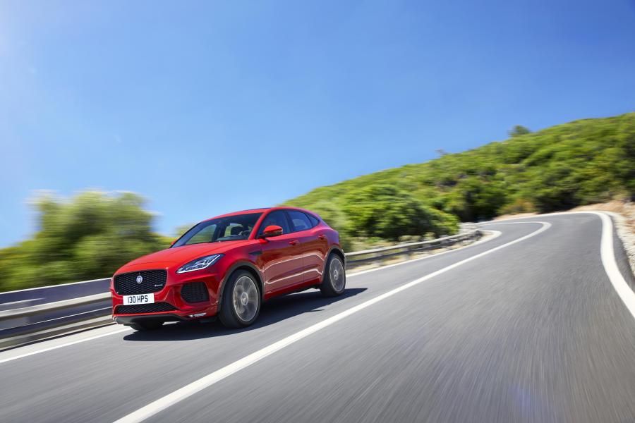  Jaguar E-Pace R-Dynamic First Edition 2017 года  (WW) (фото 12 из 49)
